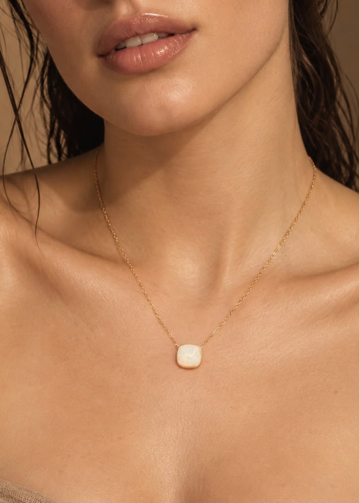 Collana LUNA BIANCA